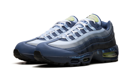 Nike Air Max Muscle 95 Yu-Gi-Oh! Joey (with Promo Card)