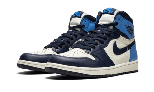 Air Jordan 1 Retro High Obsidian UNC