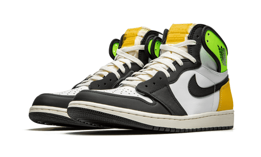 Air Jordan 1 Retro High 'White Black Volt University Gold'