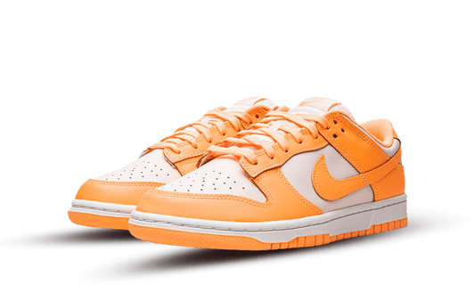 Dunk Low Peach Cream (Women's)