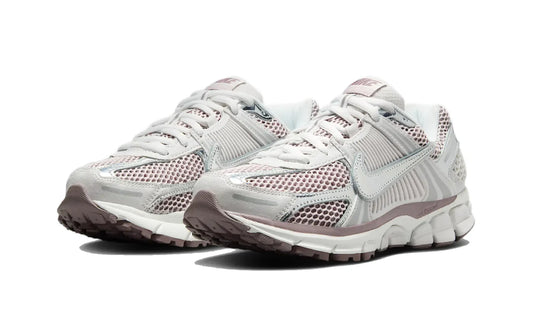 Nike Zoom Vomero 5 Metallic Silver Platinum Violet (Women's)