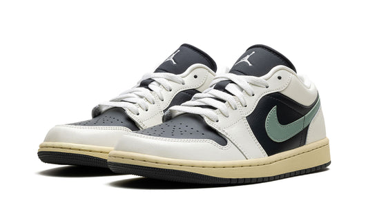 Air Jordan 1 Low Jade Smoke (Women's)