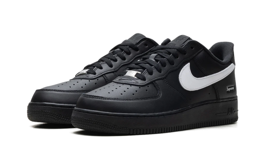 Nike Air Force 1 Low Supreme Black White