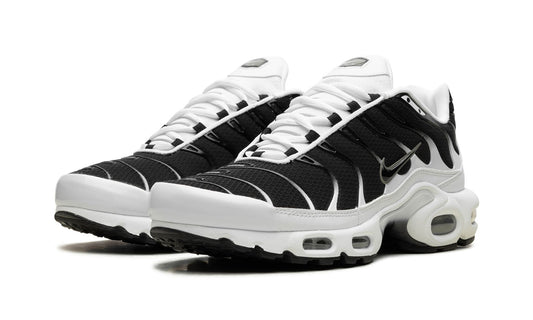 Nike Air Max Plus White Black Metallic Pewter