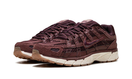 Nike P-6000 SE Dark Pony Metallic Gold