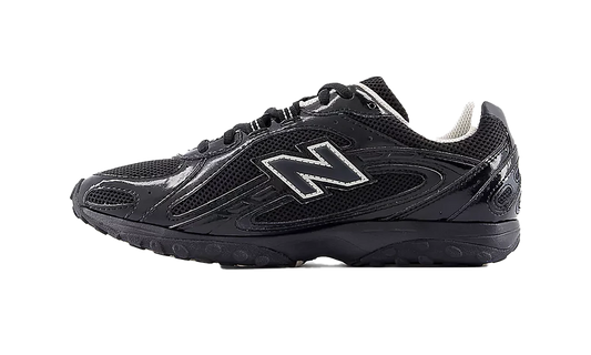 New Balance 204L Black Timberwolf