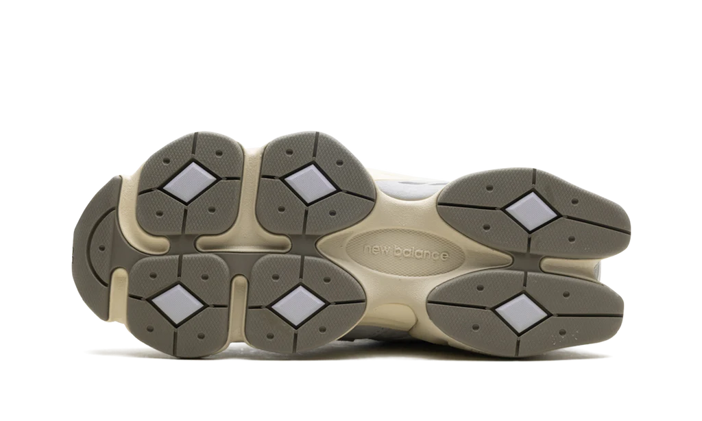 New Balance 9060 Pearl Grey Linen