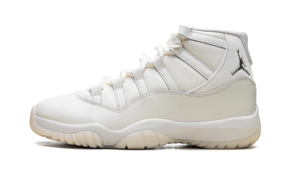 Air Jordan 11 Retro Pearl (Women's)