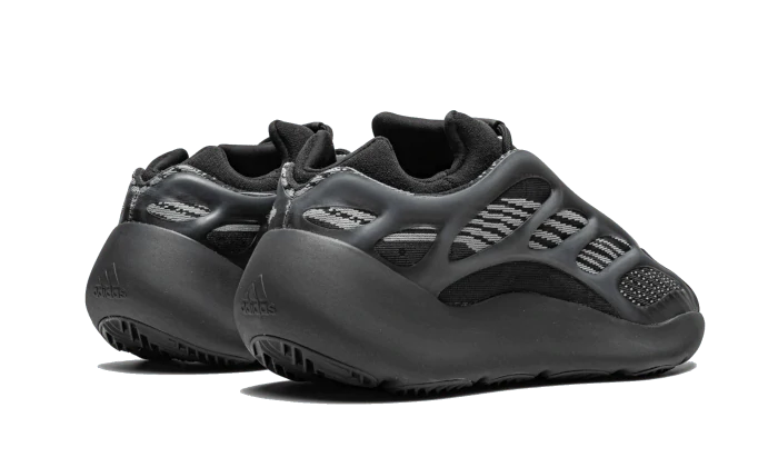 Noir Yeezy 700 V3 Triple Black Release Date Yeezy 700v3 Adidas