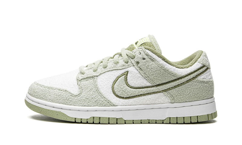 Dunk Low SE Fleece Pack Honeydew Women's