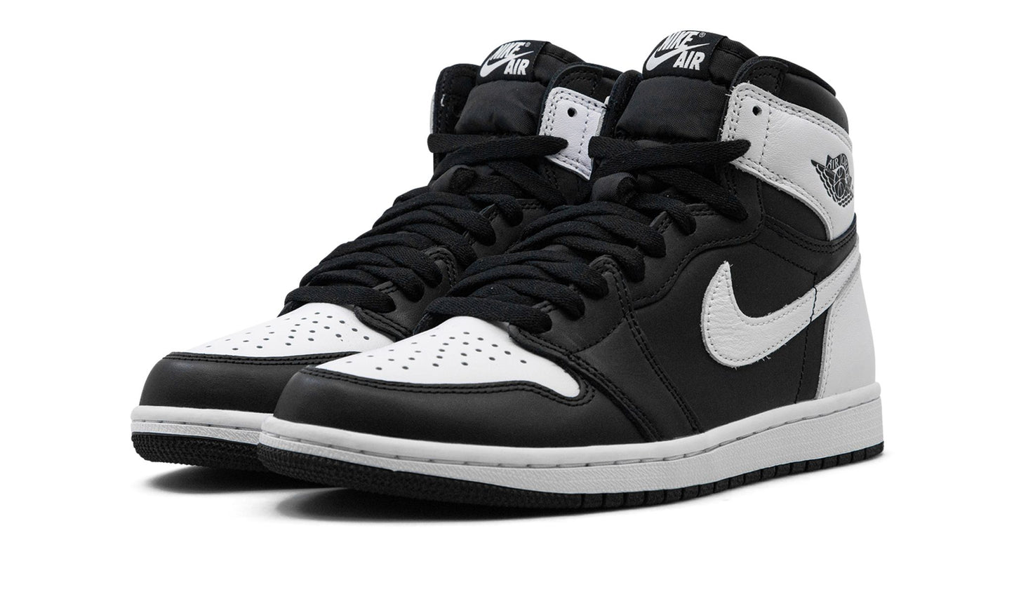 Air Jordan 1 Retro High OG Black White