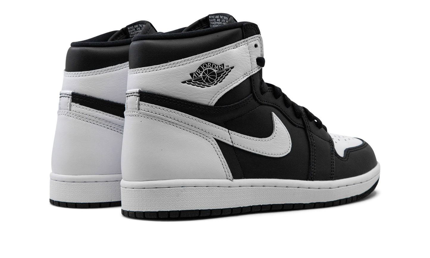 Air Jordan 1 Retro High OG Black White