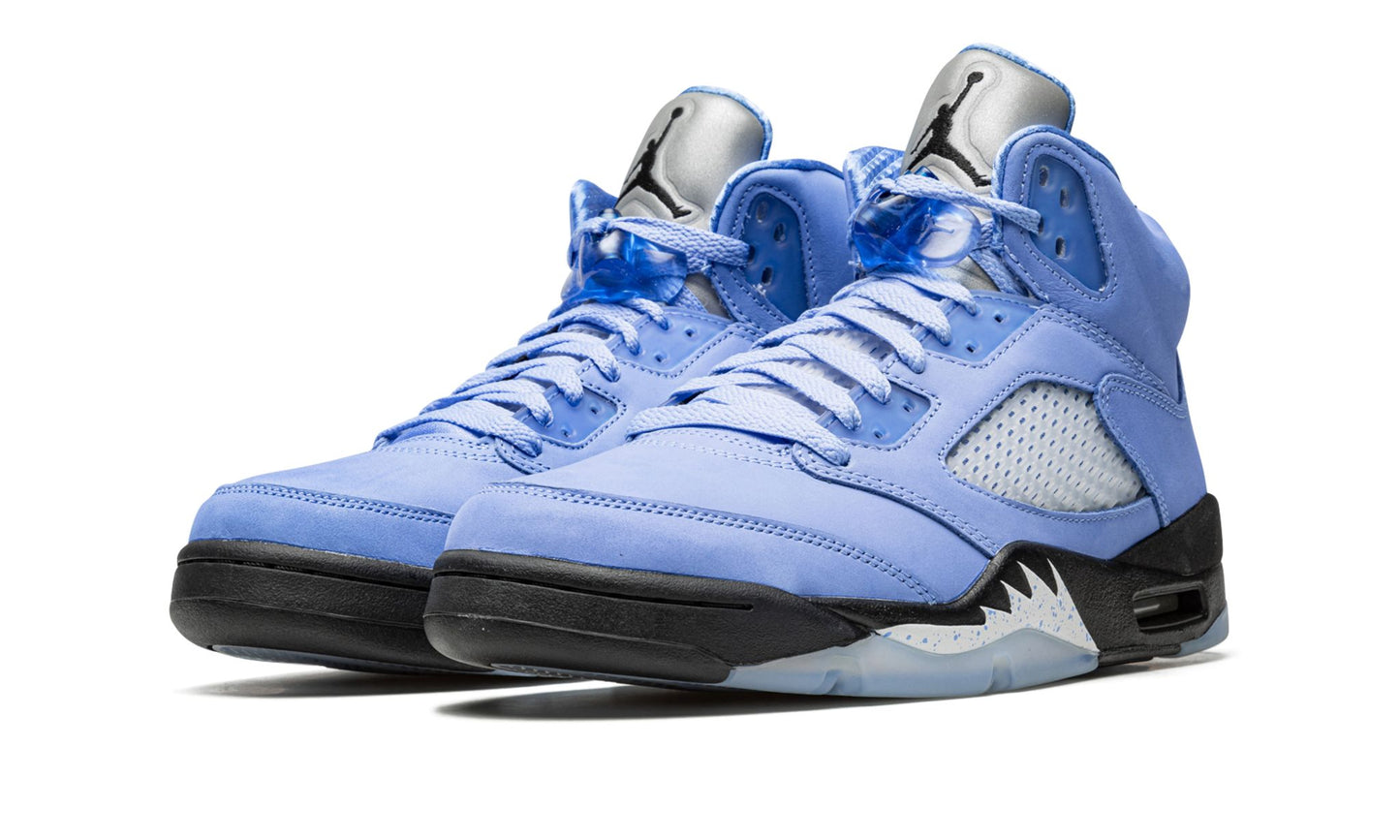 Air Jordan 5 UNC