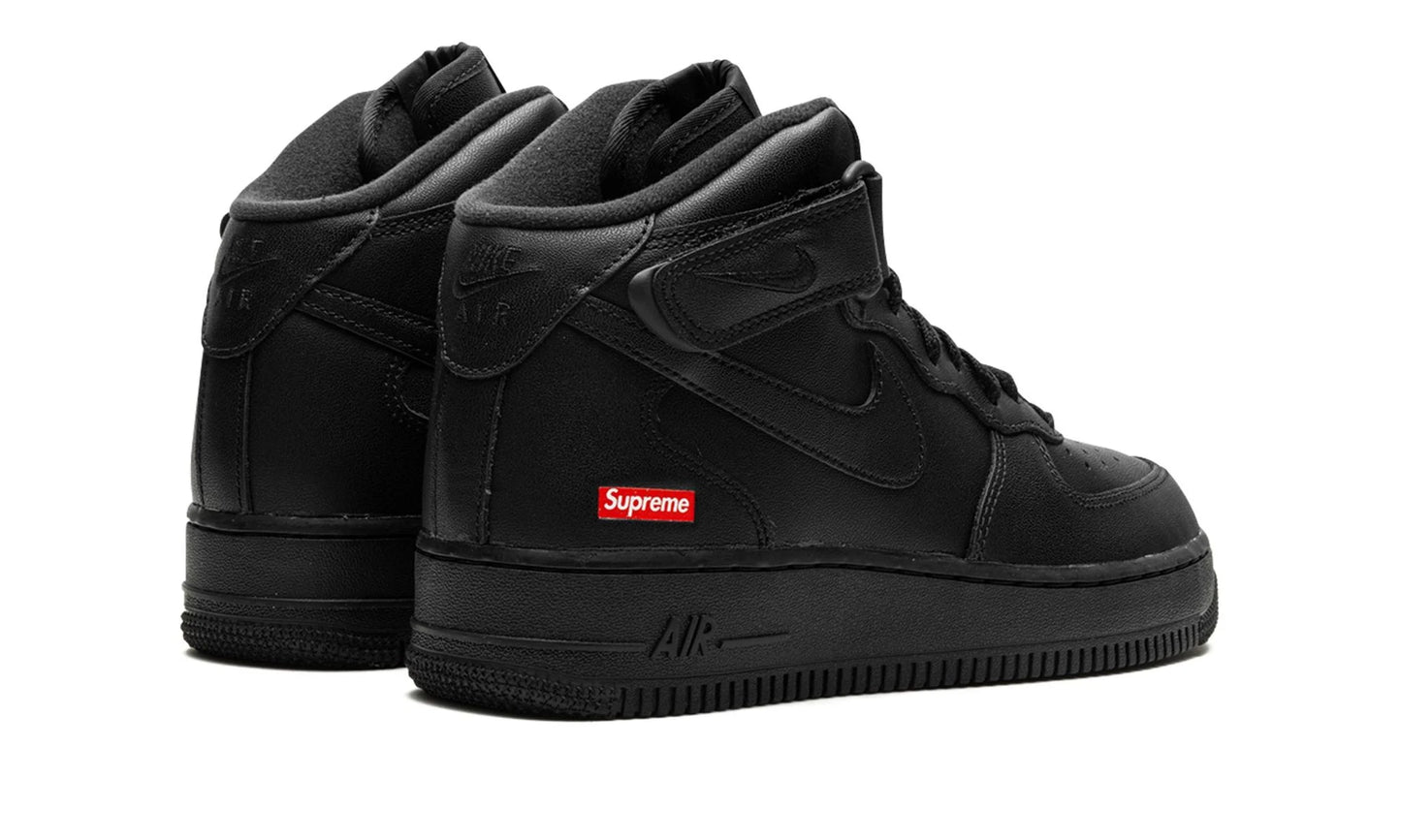 Nike Air Force 1 Mid Supreme Black