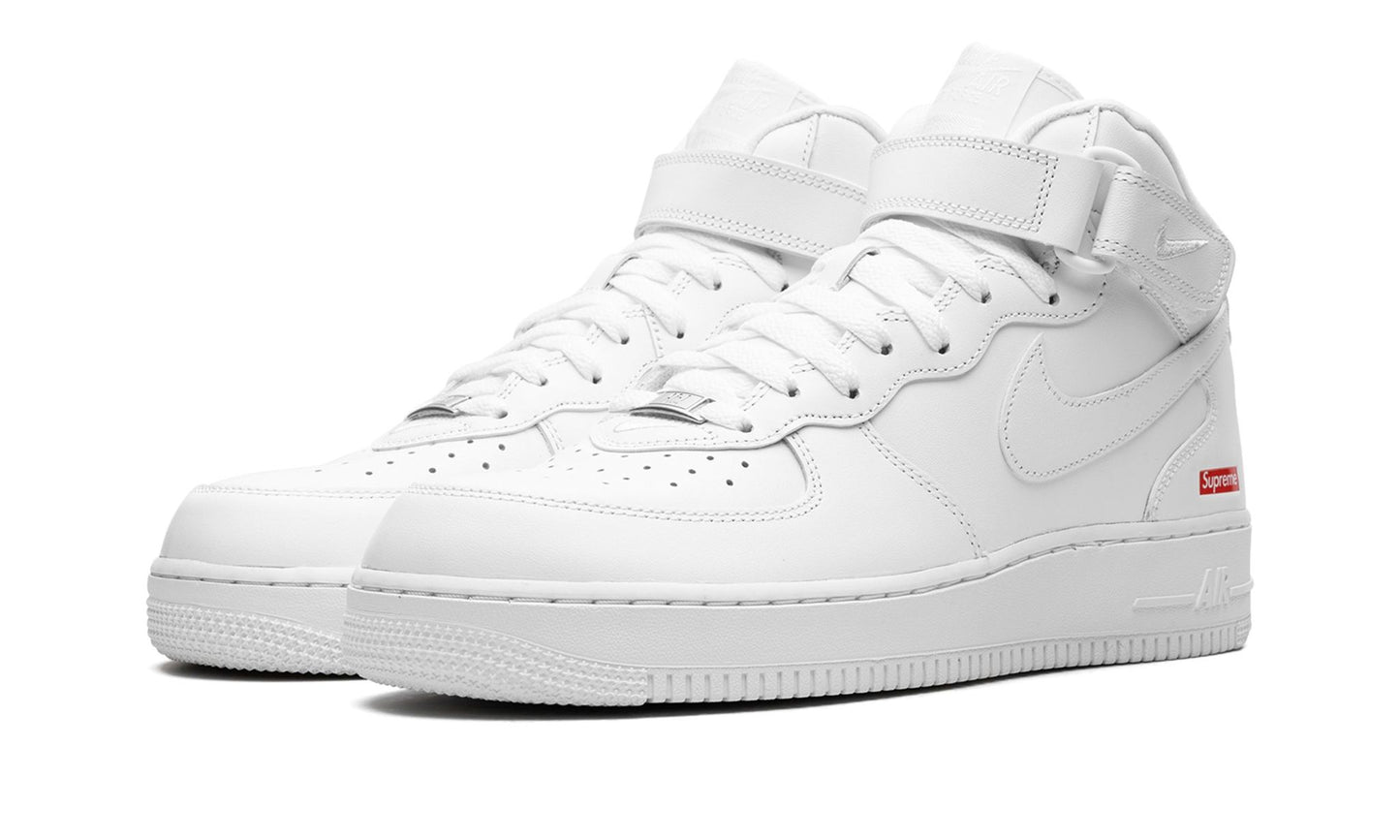 Nike Air Force 1 Mid Supreme White