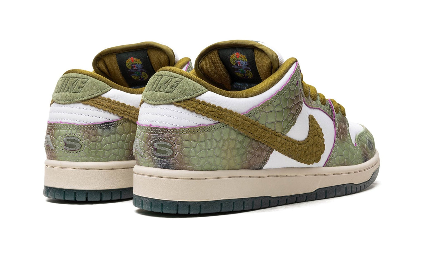 Nike SB Dunk Low Alexis Sablone Chameleon